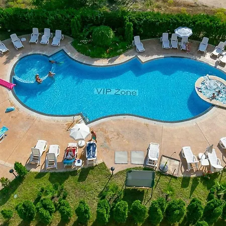 아파트 1bedroom On 2nd Floor With Kitchen Fv *
