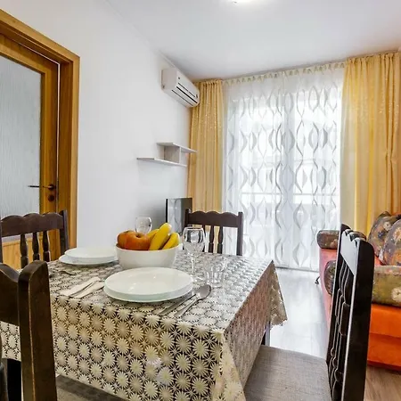 1bedroom On 2nd Floor With Kitchen Fv Daire *